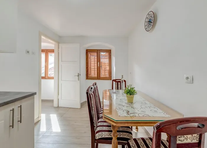 Diocletian's Corner, Three Bedroom *